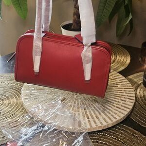 🍒💋Coach Swing Zip in Deep Ruby 🔥🍁